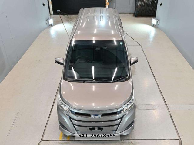 Toyota NOAH 2020 8683158-7