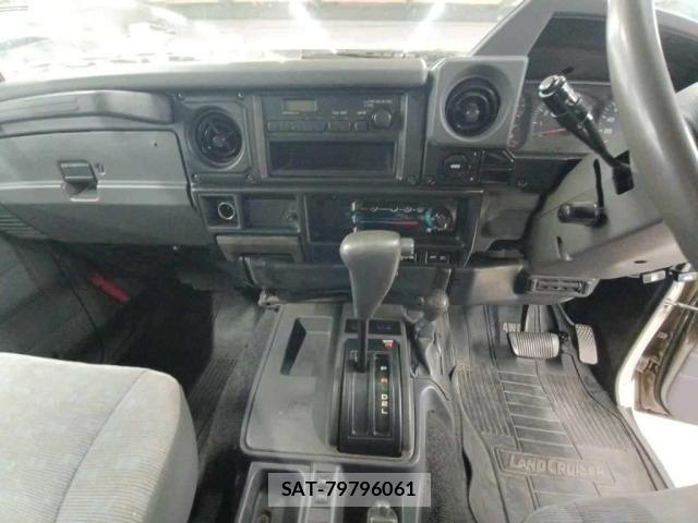 Toyota LAND CRUISER 2003 8667484-11