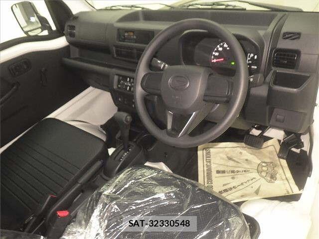 Daihatsu HIJET TRUCK 2026 8731504-3