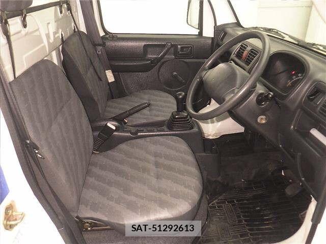 Suzuki CARRY TRUCK 2003 8679718-5