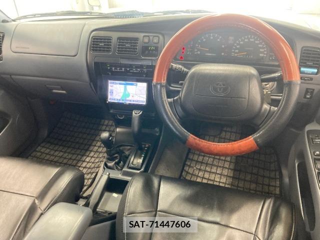 Toyota HILUX SURF 1996 8784055-3