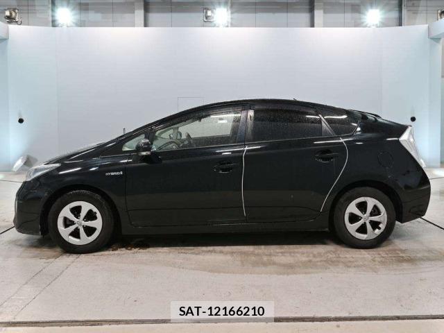 Toyota PRIUS 2015 8911264-4