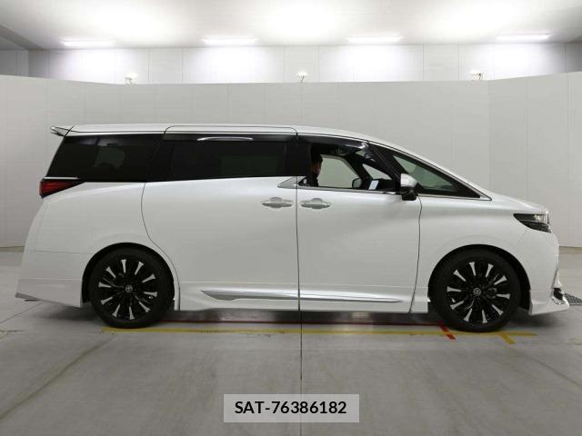 Toyota ALPHARD 2025 8906180-3