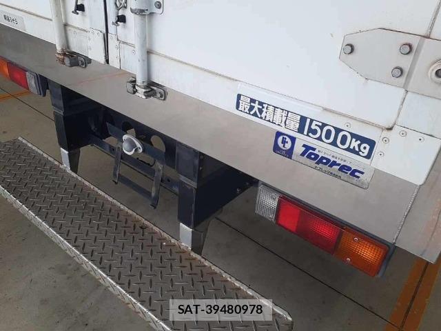 Mitsubishi CANTER 2017 8808207-11