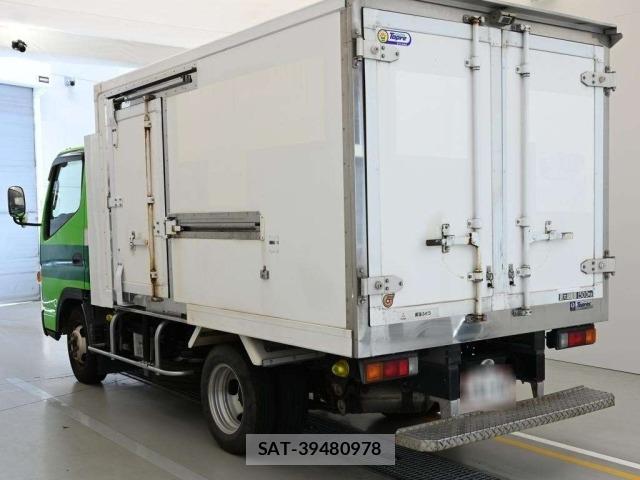 Mitsubishi CANTER 2017 8808207-6
