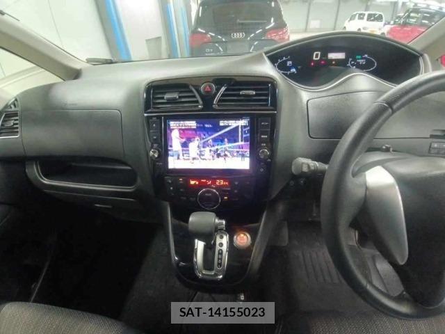 Nissan SERENA 2014 8773323-11