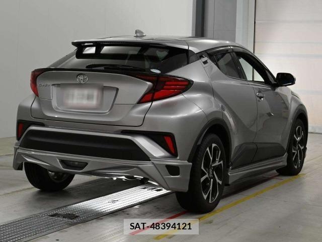 Toyota C-HR 2021 8684282-1