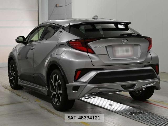 Toyota C-HR 2021 8684282-6