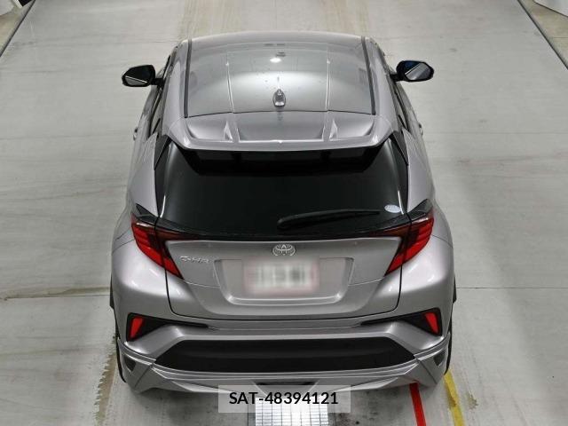 Toyota C-HR 2021 8684282-8