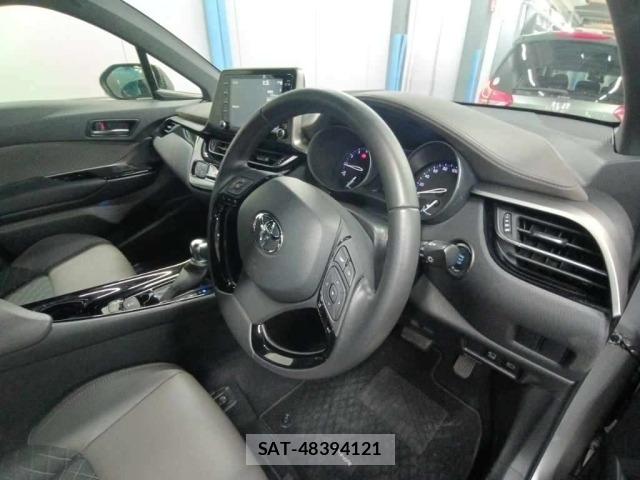 Toyota C-HR 2021 8684282-9