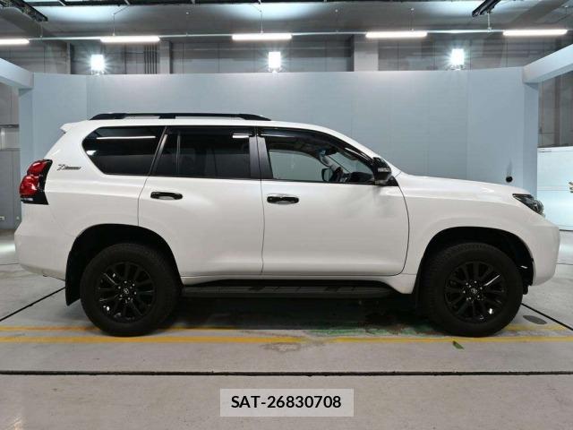 Toyota LAND CRUISER PRADO 2021 8906695-3