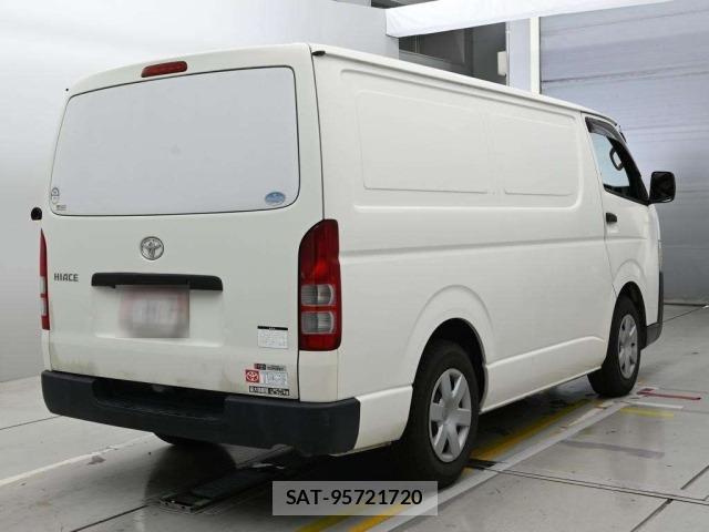 Toyota HIACE VAN 2014 8697531-1