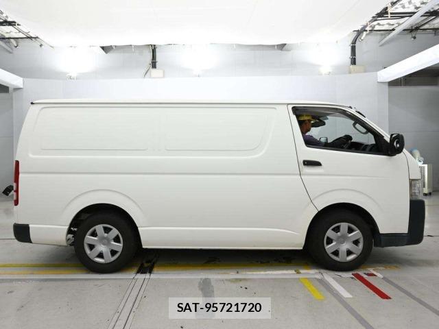 Toyota HIACE VAN 2014 8697531-3