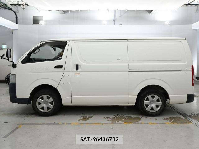 Toyota HIACE VAN 2019 8697533-4