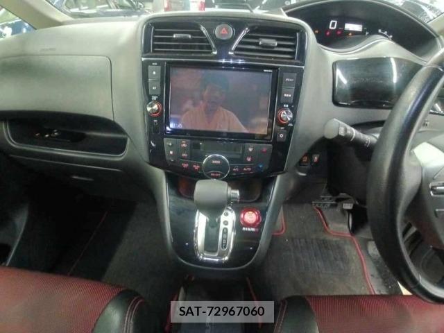Nissan SERENA 2016 8921063-11