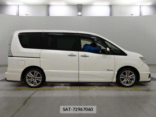 Nissan SERENA 2016 8921063-3