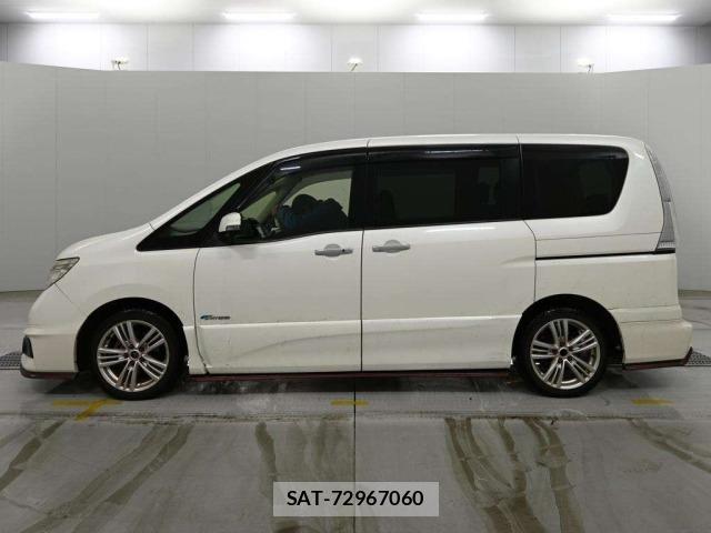 Nissan SERENA 2016 8921063-4