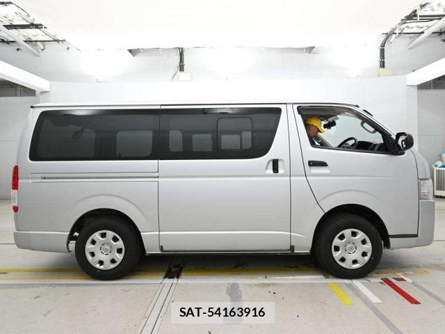 Toyota HIACE VAN 2016 8697534-3