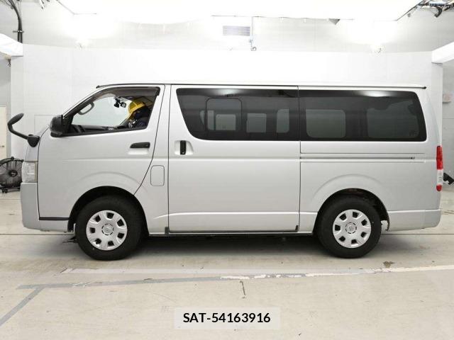 Toyota HIACE VAN 2016 8697534-4