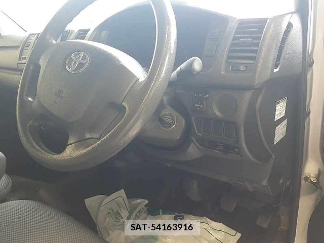 Toyota HIACE VAN 2016 8697534-9