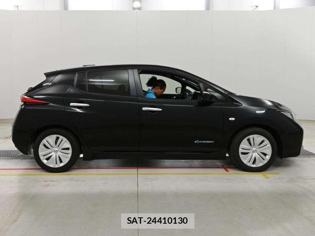 Nissan LEAF 2026 8863220-3