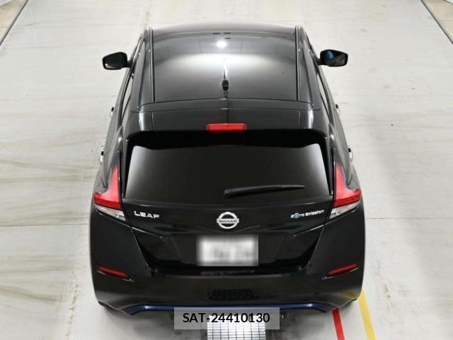 Nissan LEAF 2026 8863220-8