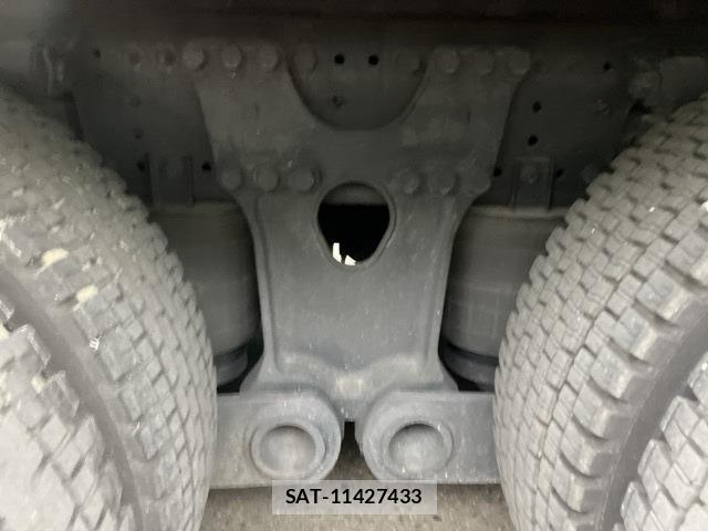 Hino PROFIA 2018 8825617-8