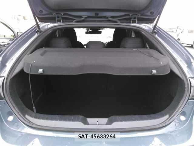 Mazda MAZDA3 2022 8862935-10