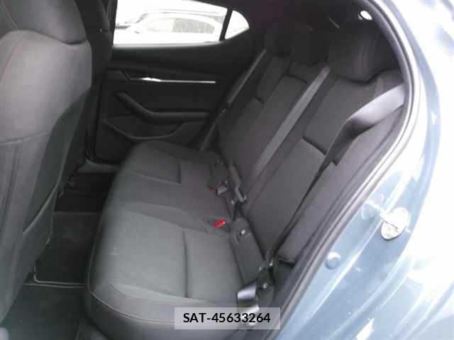 Mazda MAZDA3 2022 8862935-9