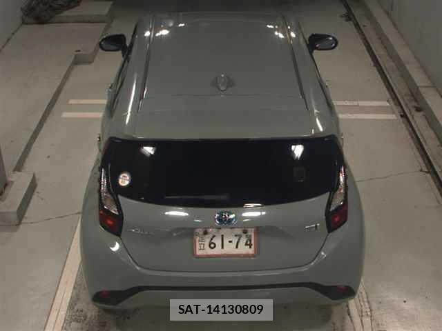 Toyota AQUA 2022 8862342-7