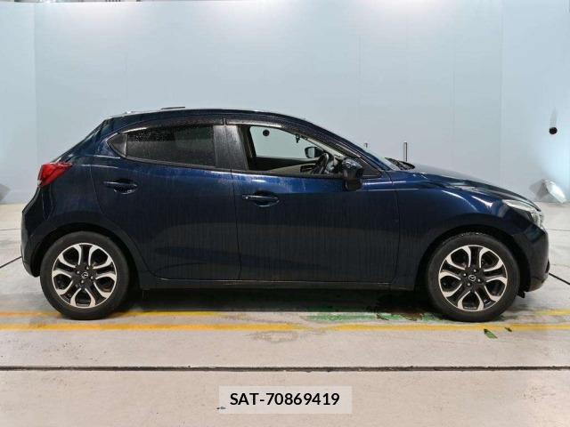 Mazda DEMIO 2015 8907561-3