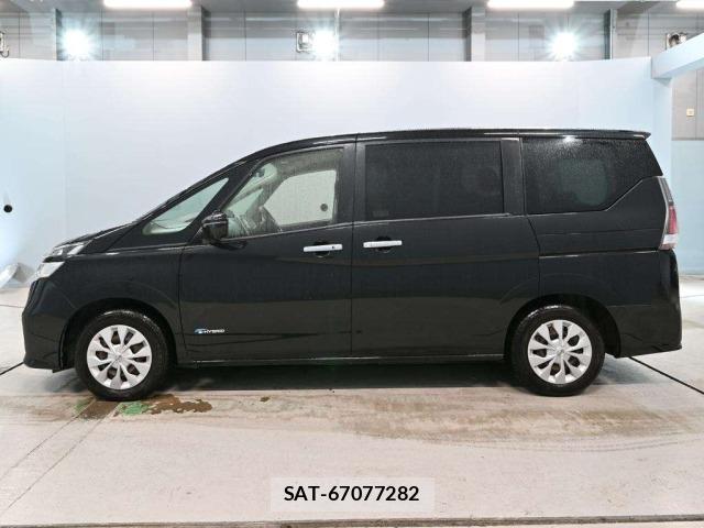 Nissan SERENA 2017 8921064-4