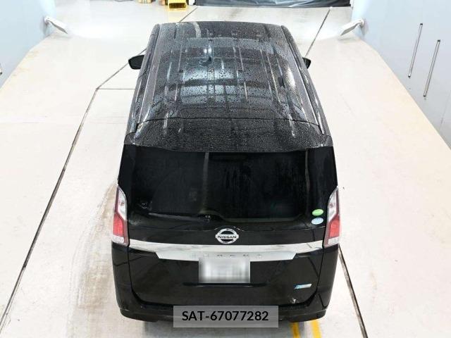 Nissan SERENA 2017 8921064-8