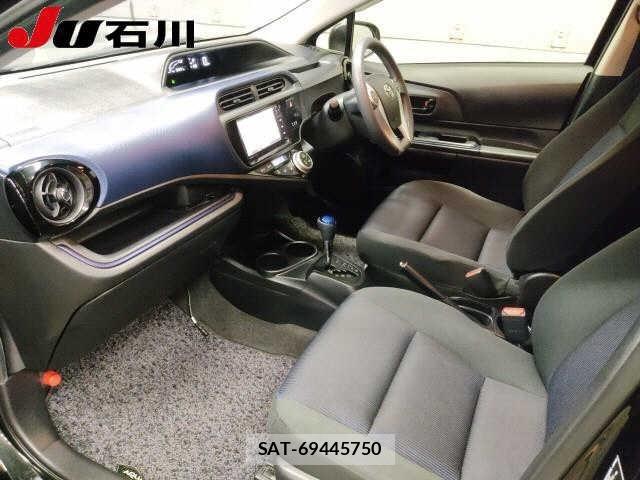 Toyota AQUA 2015 8862380-4