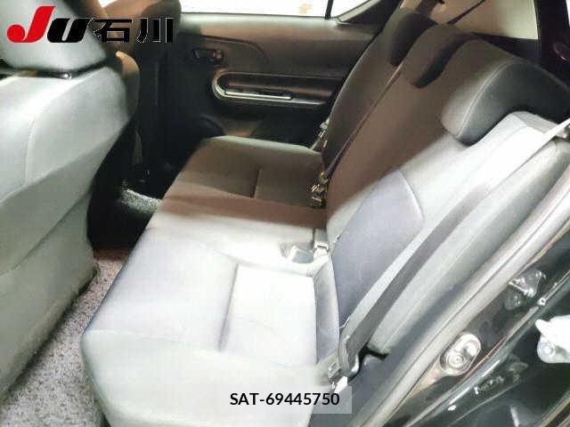 Toyota AQUA 2015 8862380-5