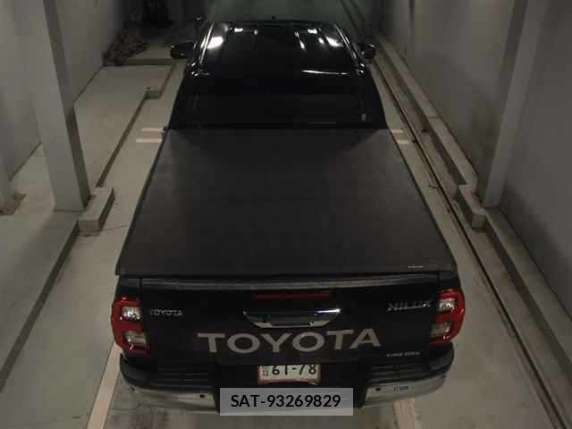 Toyota HILUX 2023 8762909-7