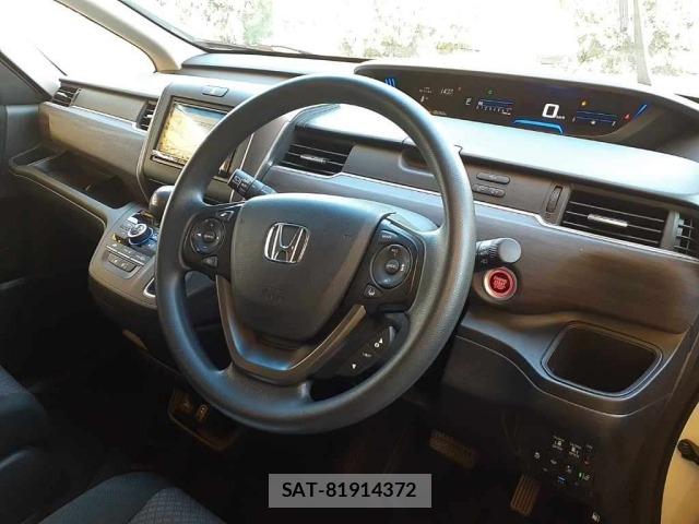 Honda FREED 2023 8775256-9