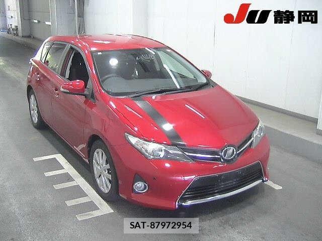 Toyota AURIS 2014 8885032-0