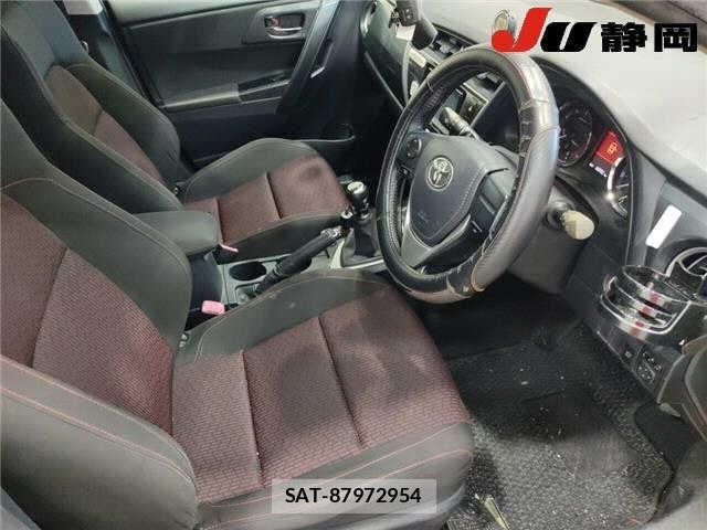 Toyota AURIS 2014 8885032-3