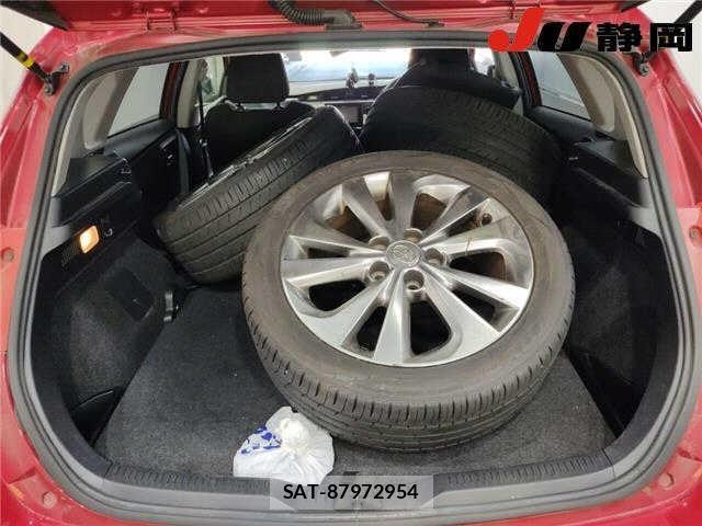 Toyota AURIS 2014 8885032-9