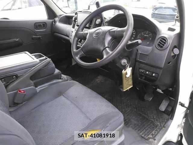 Isuzu COMO 2008 8837978-3