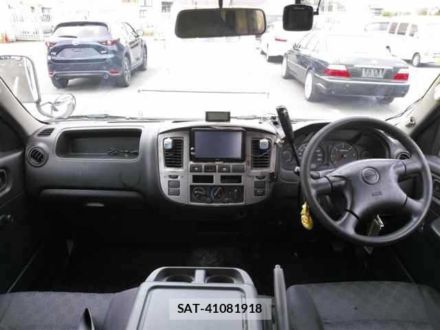 Isuzu COMO 2008 8837978-8