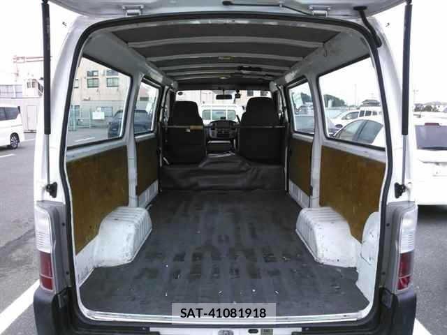 Isuzu COMO 2008 8837978-9