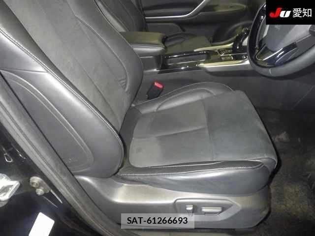 Mitsubishi ECLIPSE CROSS 2021 8864448-6