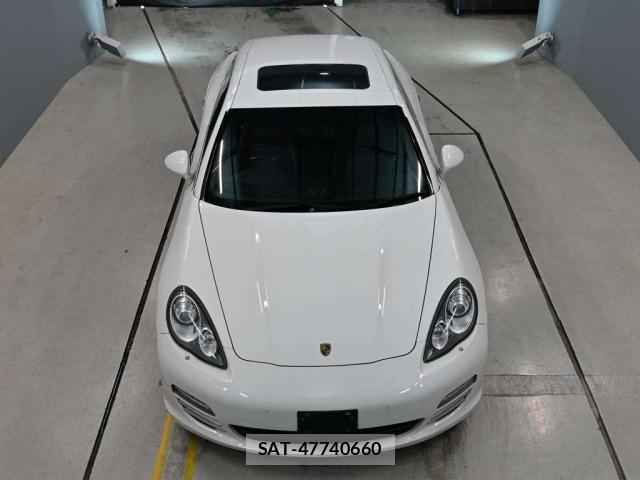 Porsche PANAMERA 2011 8809695-7
