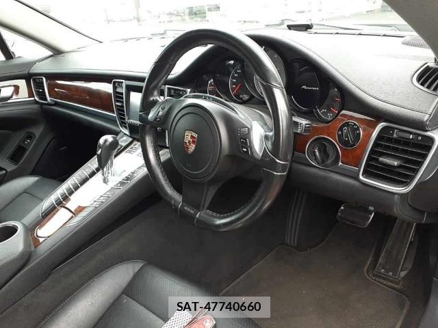Porsche PANAMERA 2011 8809695-9