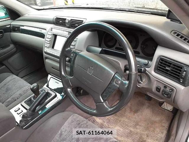 Toyota CROWN 2000 8680475-9