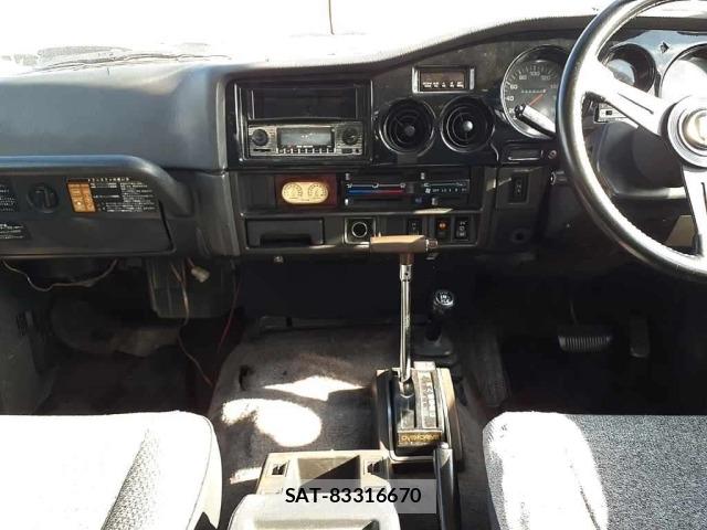 Toyota LAND CRUISER 1988 8837812-11