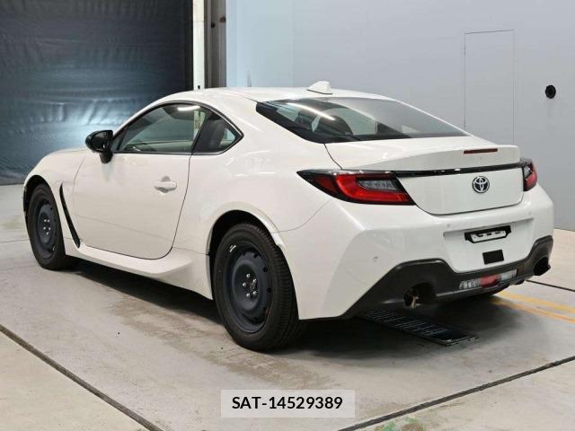 Toyota 86 2025 8890578-6