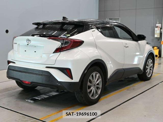 Toyota C-HR 2018 8684291-1